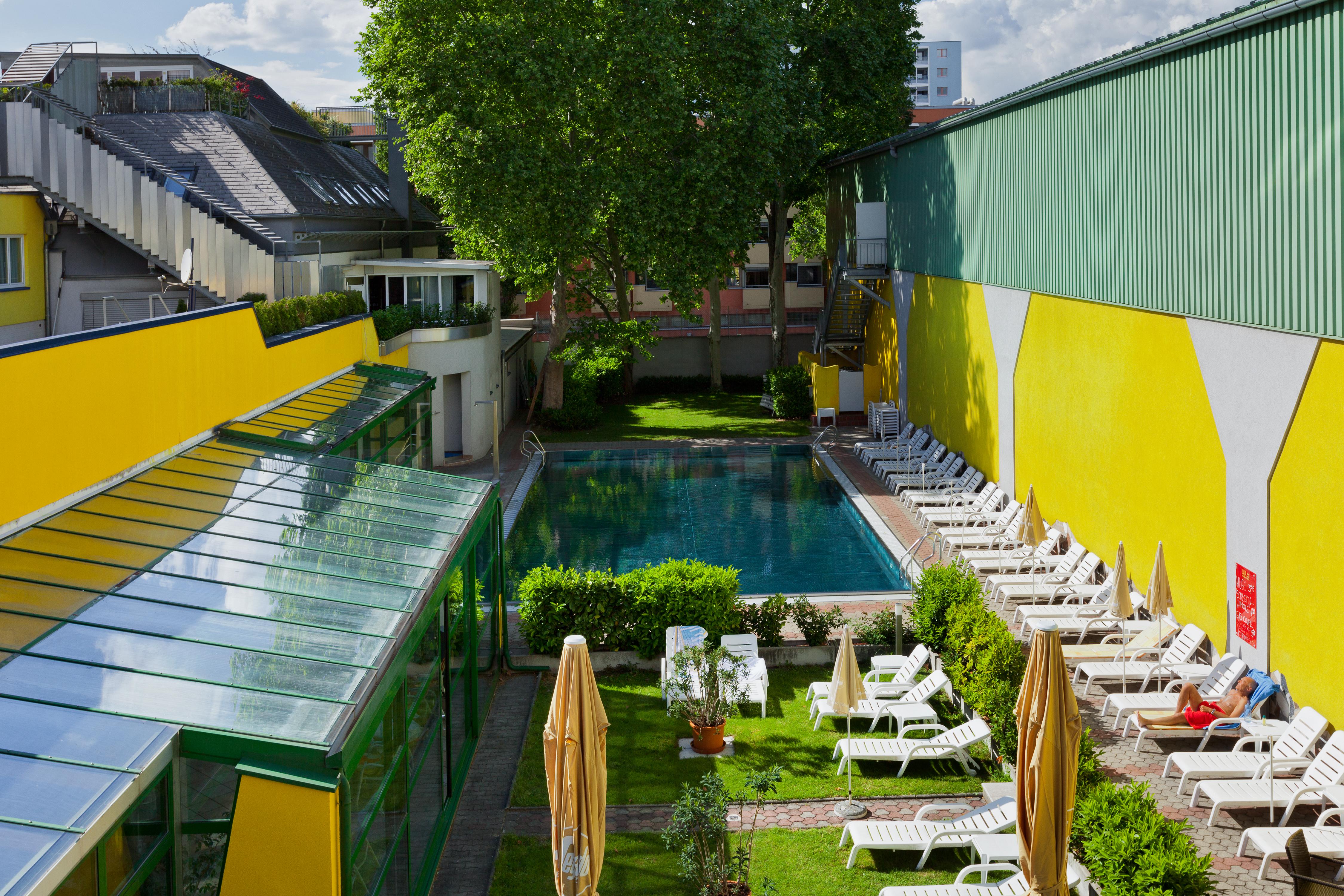 Vienna Sporthotel 4*
